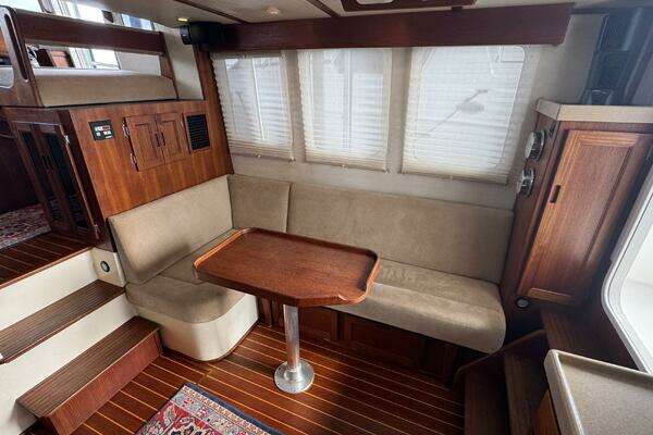 Nordic Tugs 32 Yacht For Sale