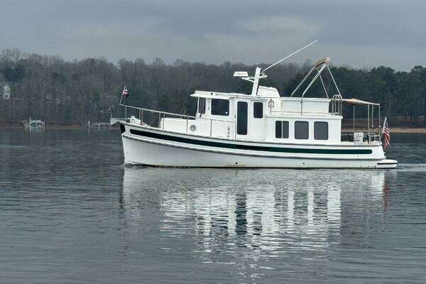 Nordic Tugs 32 Yacht For Sale