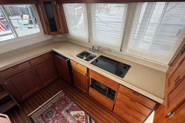 Nordic Tugs 32 Yacht For Sale