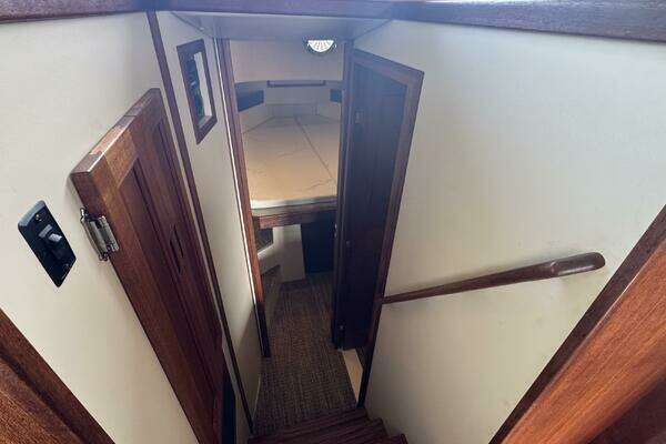 Nordic Tugs 32 Yacht For Sale