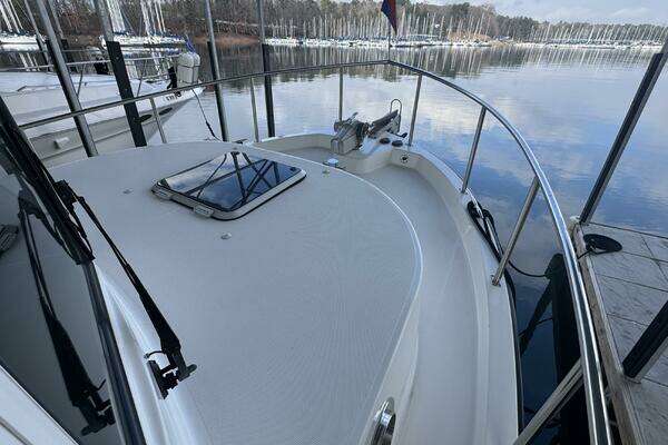 Nordic Tugs 32 Yacht For Sale