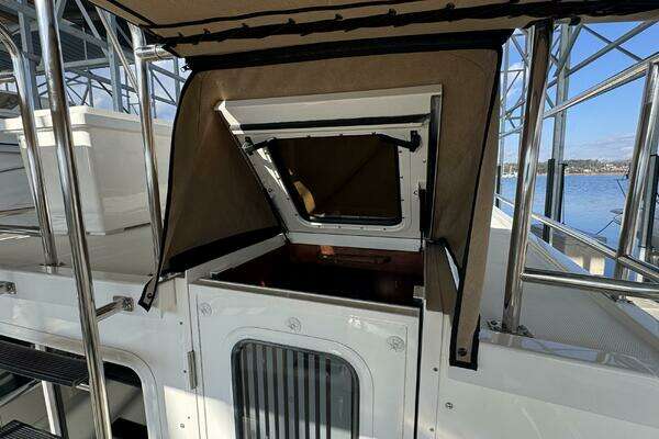 Nordic Tugs 32 Yacht For Sale