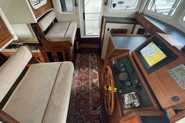 Nordic Tugs 32 Yacht For Sale