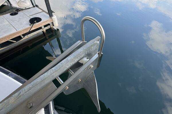 Nordic Tugs 32 Yacht For Sale