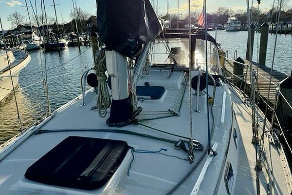 WINDFALL 40ft Caliber Yacht For Sale