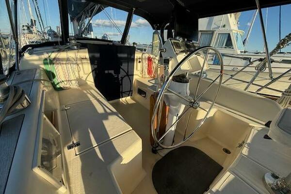 WINDFALL 40ft Caliber Yacht For Sale