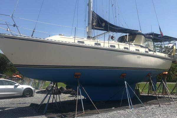 WINDFALL 40ft Caliber Yacht For Sale