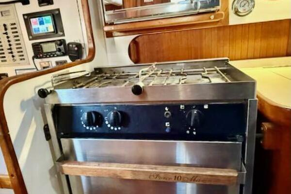 WINDFALL 40ft Caliber Yacht For Sale