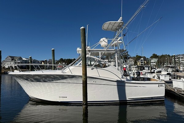 SawBones 37ft Luhrs Yacht For Sale