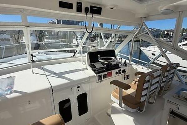 SawBones 37ft Luhrs Yacht For Sale
