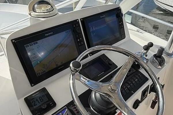 SawBones 37ft Luhrs Yacht For Sale