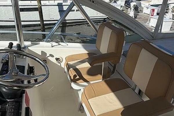 SawBones 37ft Luhrs Yacht For Sale