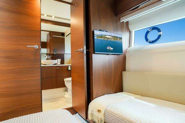 Princess F62 Yacht For Sale