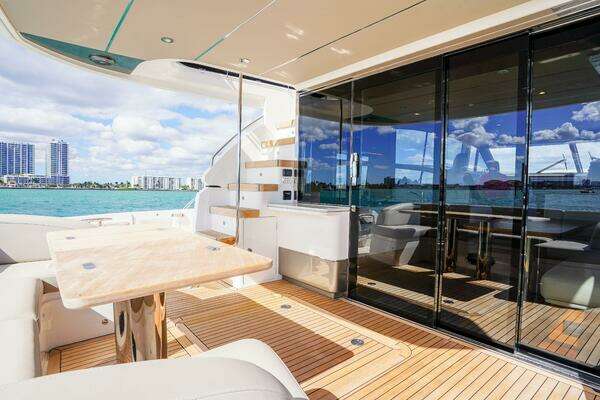 Princess F62 Yacht For Sale