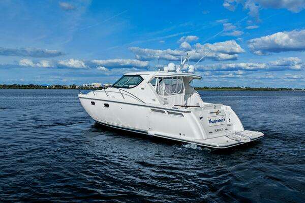 Tiara Yachts 4300 Sovran Yacht For Sale