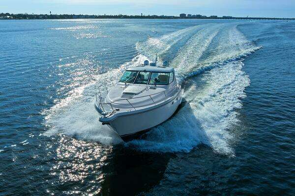Tiara Yachts 4300 Sovran Yacht For Sale