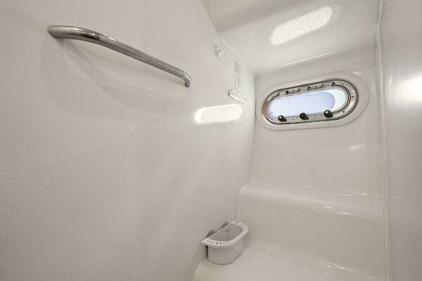 Tiara Yachts 4300 Sovran Yacht For Sale