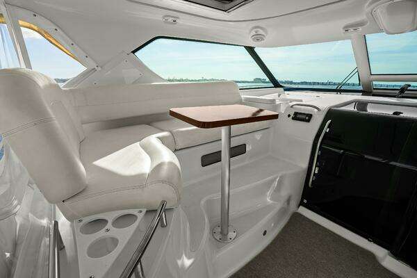 Tiara Yachts 4300 Sovran Yacht For Sale