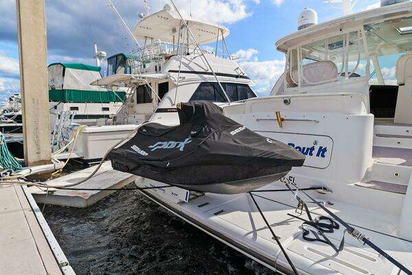 Tiara Yachts 4300 Sovran Yacht For Sale