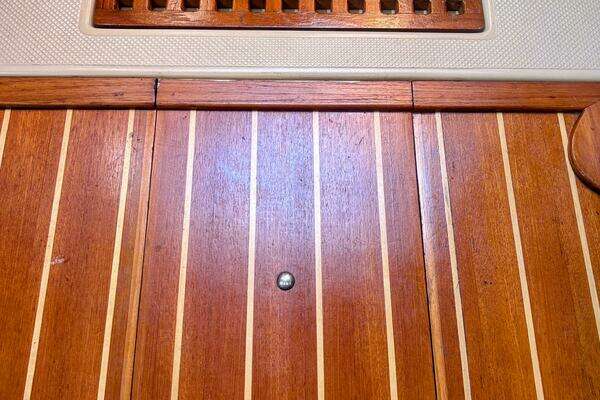 Island Packet 320 Yacht For Sale