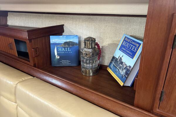 Offline 32ft Island Packet Yacht For Sale