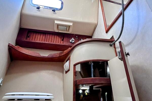 Offline 32ft Island Packet Yacht For Sale