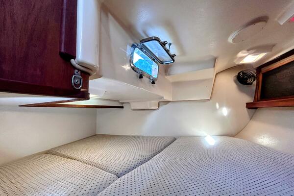 Offline 32ft Island Packet Yacht For Sale