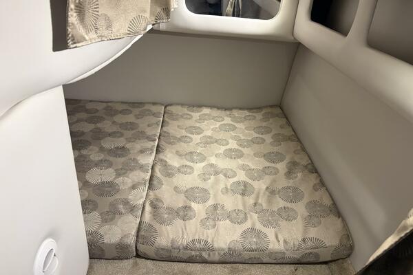 26ft Crownline Yacht For Sale