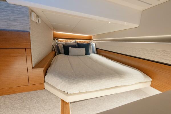 NEXT LEVEL 43ft Tiara Yachts Yacht For Sale