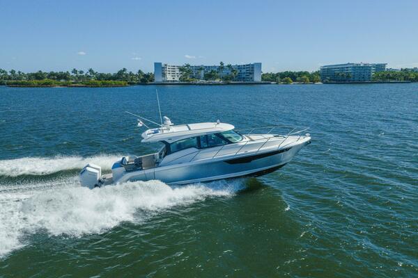 NEXT LEVEL 43ft Tiara Yachts Yacht For Sale