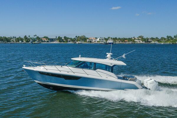 NEXT LEVEL 43ft Tiara Yachts Yacht For Sale