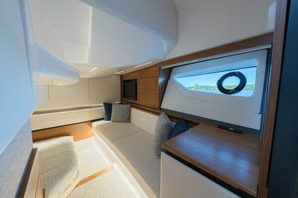 NEXT LEVEL 43ft Tiara Yachts Yacht For Sale