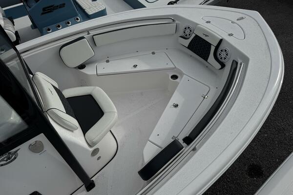 210 CC Adventure 21ft Tidewater Yacht For Sale