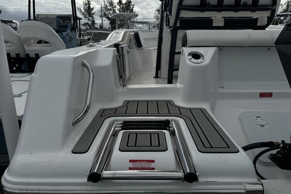 210 CC Adventure 21ft Tidewater Yacht For Sale