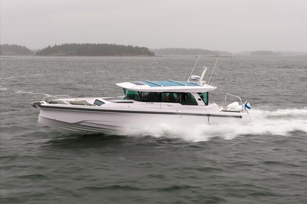 460k    660k 38ft Axopar Yacht For Sale