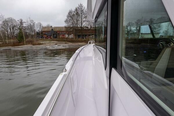 460k    660k 38ft Axopar Yacht For Sale