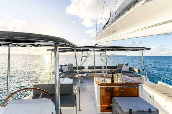 Fountaine Pajot Victoria 67 Yacht For Sale