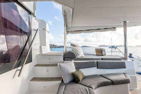 Fountaine Pajot Victoria 67 Yacht For Sale