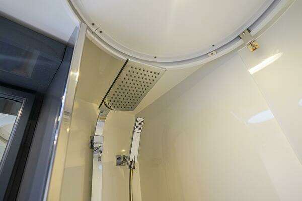 2017 Fountaine Pajot 67