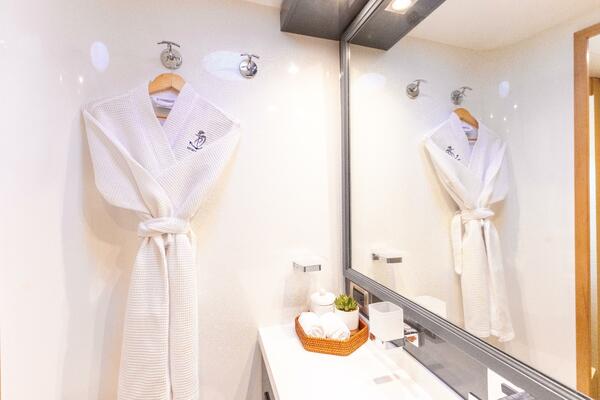 True Story 67ft Fountaine Pajot Yacht For Sale