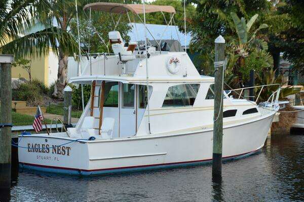 32-ft-Whiticar-1982-Flybridge Convertible-EAGLES NEST-Stuart Florida United States yacht for sale