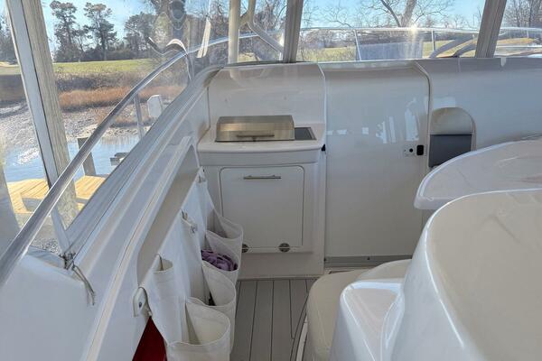 In Absentia 35ft Everglades Yacht For Sale