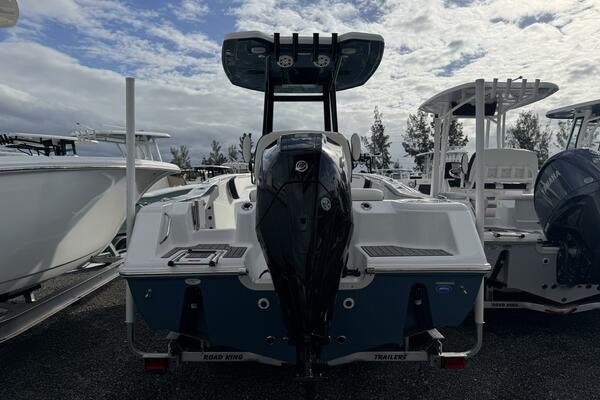 220 CC Adventure 22ft Tidewater Yacht For Sale