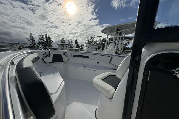 220 CC Adventure 22ft Tidewater Yacht For Sale