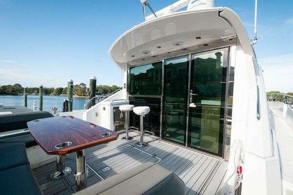 After Five 60ft Cruisers Yachts Yacht For Sale