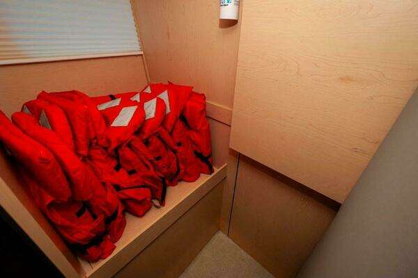 Cruisers Yachts 60 Cantius Yacht For Sale