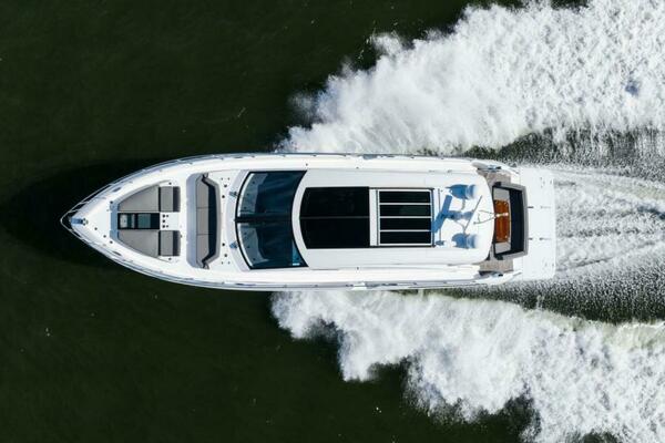 After Five 60ft Cruisers Yachts Yacht For Sale