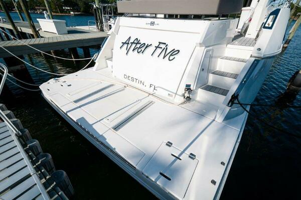 After Five 60ft Cruisers Yachts Yacht For Sale