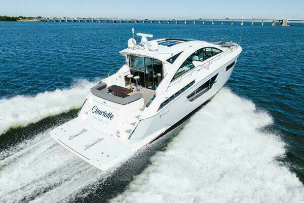 Cruisers Yachts 60 Cantius Yacht For Sale