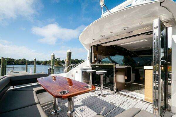 Cruisers Yachts 60 Cantius Yacht For Sale